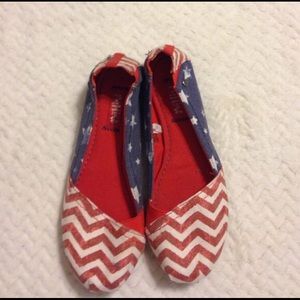 Mad love American flag 🇺🇸 inspired canvas flats
